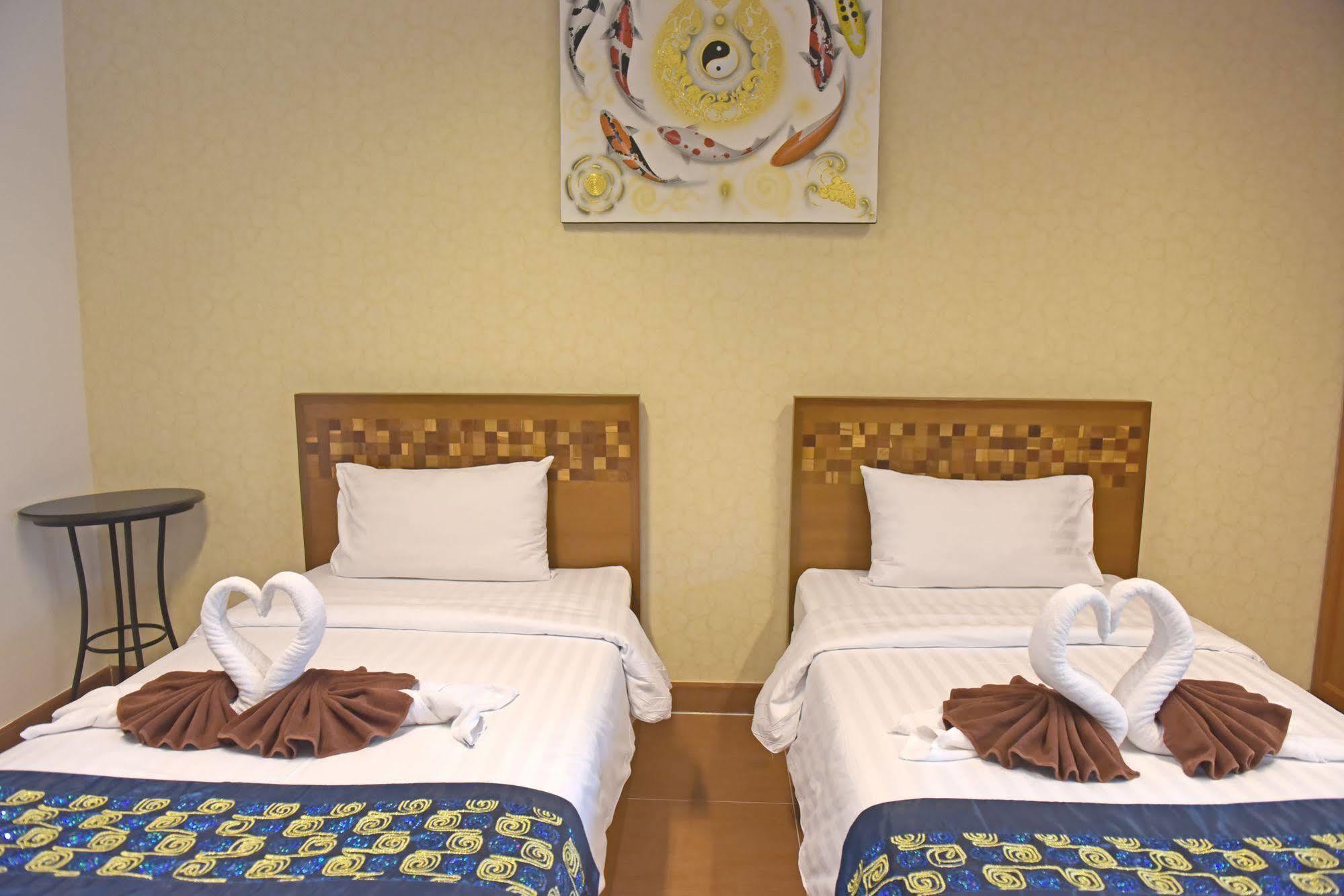 V Residence Hotel Чиангмай Экстерьер фото