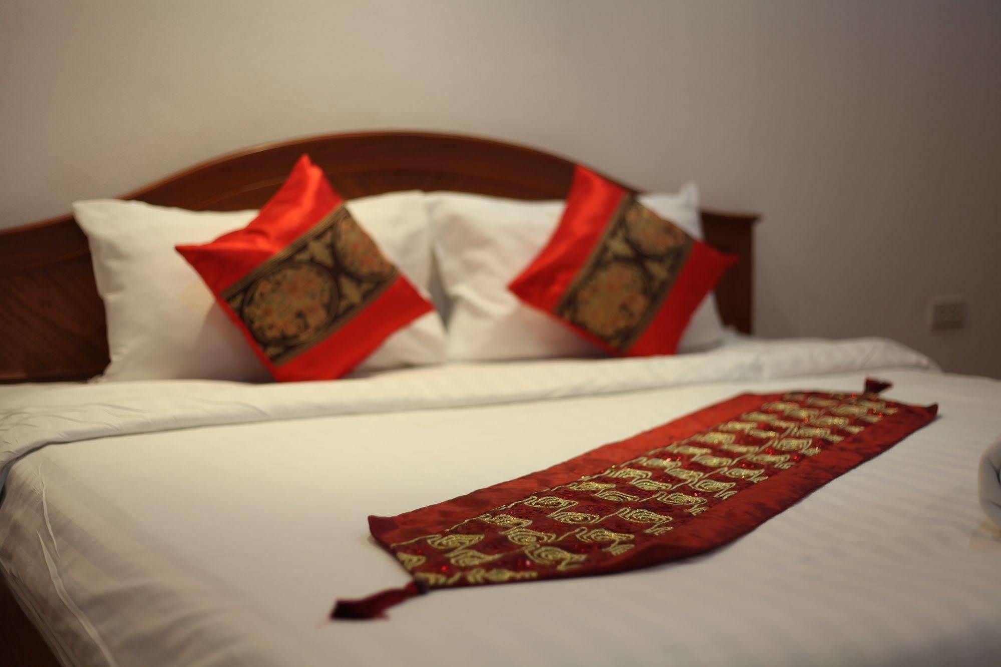 V Residence Hotel Чиангмай Экстерьер фото